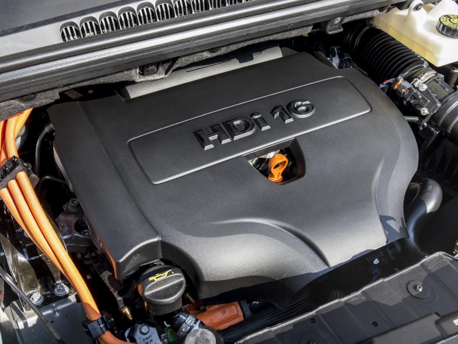  Peugeot 3008 HYbrid4 2013 года  (фото 7 из 22)